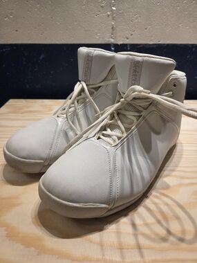 *Rare Vintage 2000s* Starbury 1 - All White Men's Basketball Shoes (Size 12)